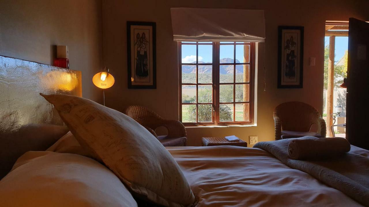 Thabile Lodge Оудсхорн Екстериор снимка