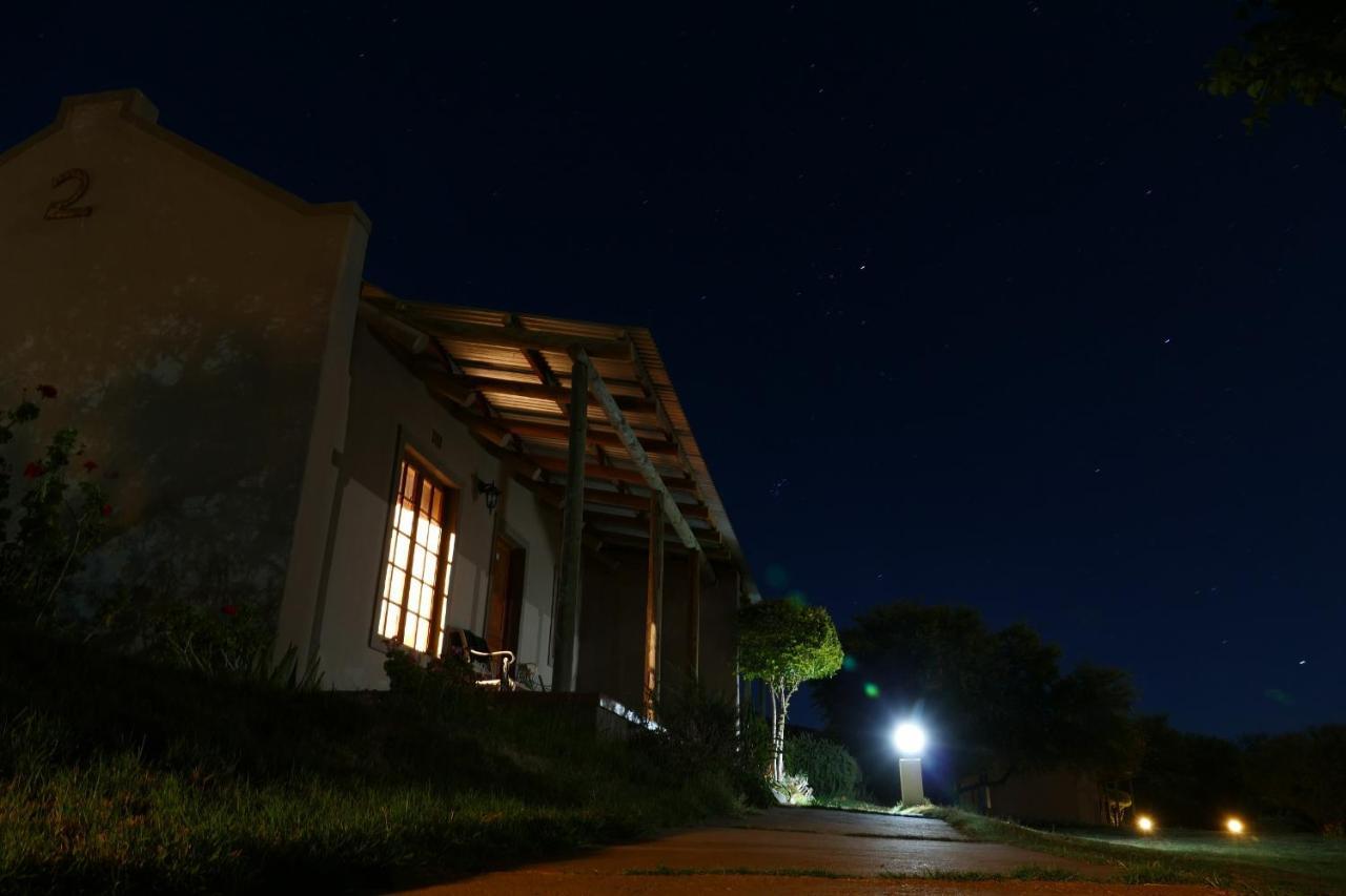 Thabile Lodge Оудсхорн Екстериор снимка
